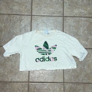 Adidas cream short sleeve crop top